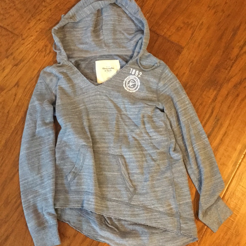 New Abercrombie and Fitch Sweater